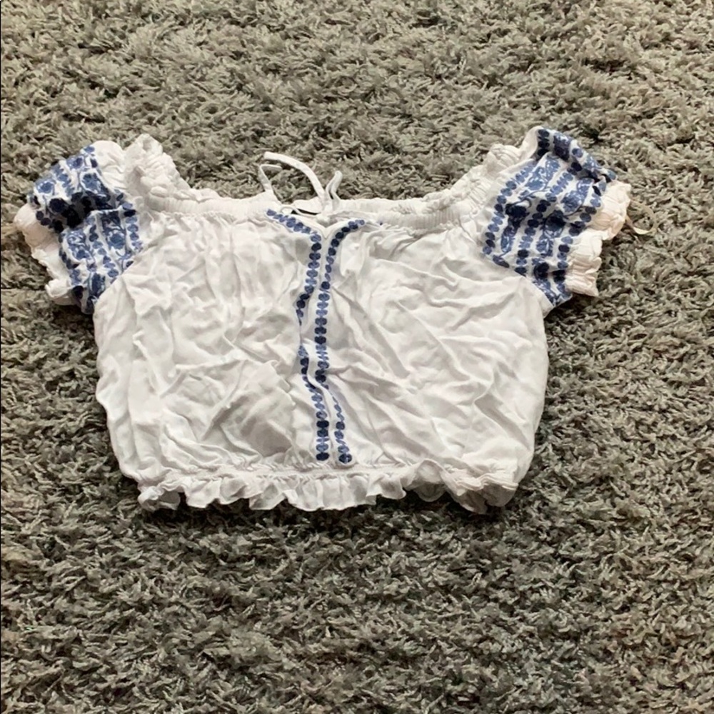 Crop top